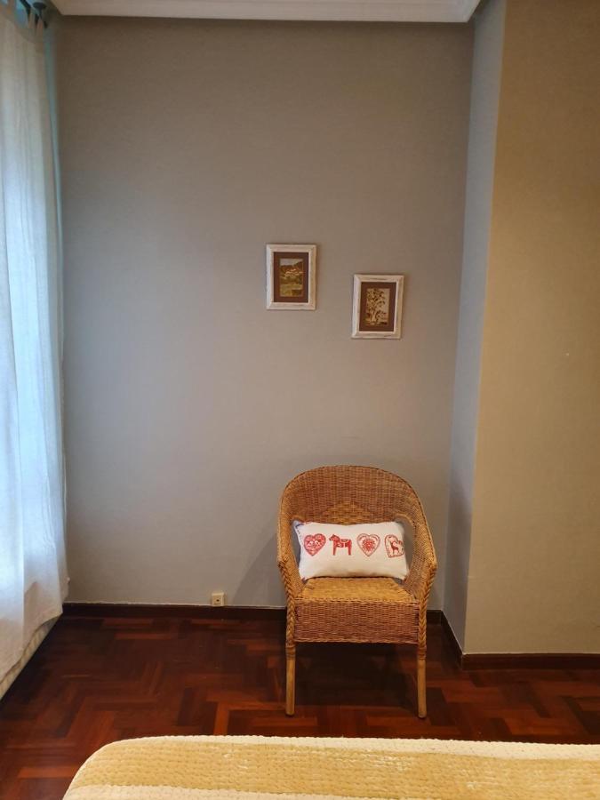 Casco Historico- Vivienda De 2 Habitaciones Con Parking Oviedo Eksteriør bilde